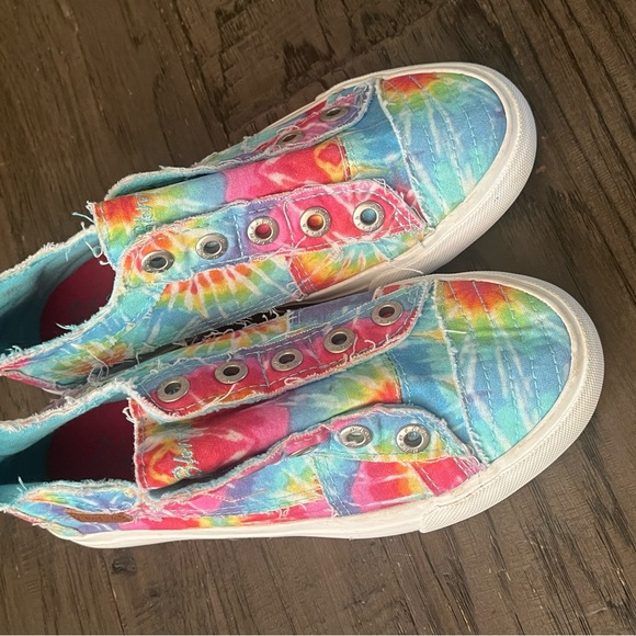 Blowfish Other - Girls’ Tie-Dye Slip-On Canvas Sneakers - Rainbow